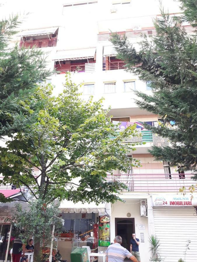 Fiqe Rental Tirana Exterior photo