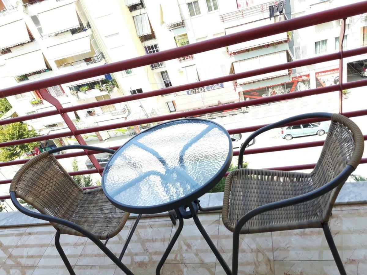 Fiqe Rental Tirana Exterior photo